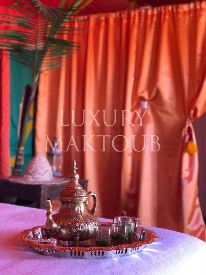Отель Luxury Maktoub Мерзуга Экстерьер фото