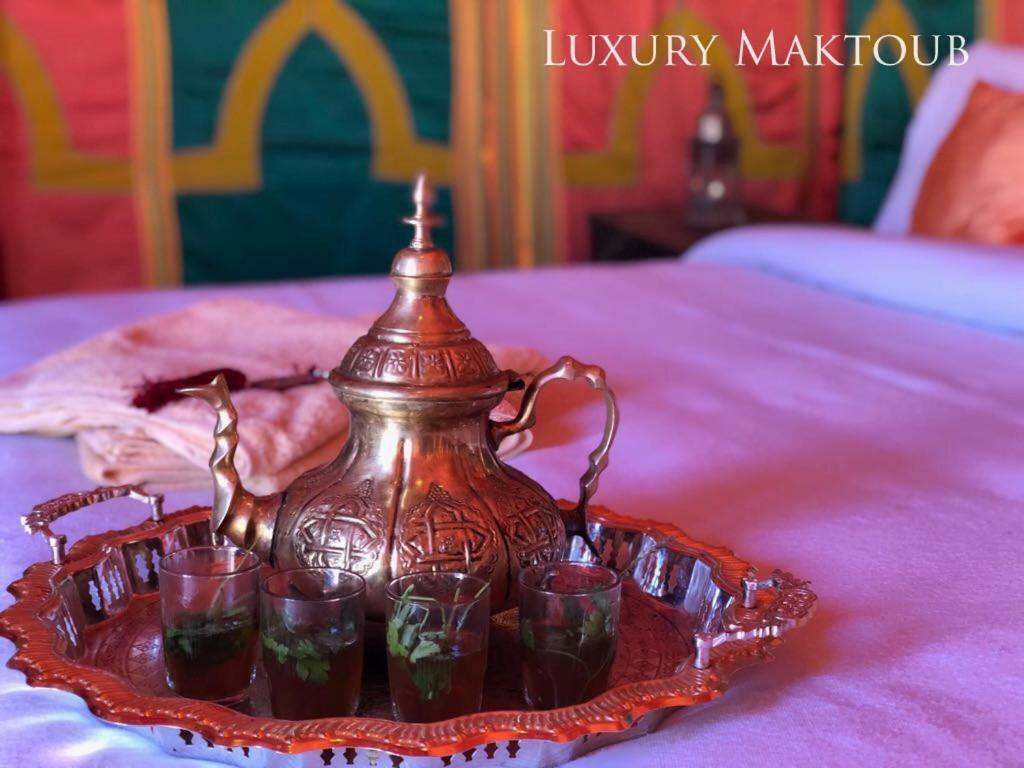 Отель Luxury Maktoub Мерзуга Экстерьер фото